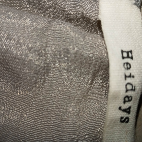 Top - Picture 12 of 14